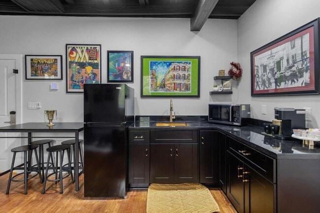 Photo - 156 Camellia St Unit ID1266986P