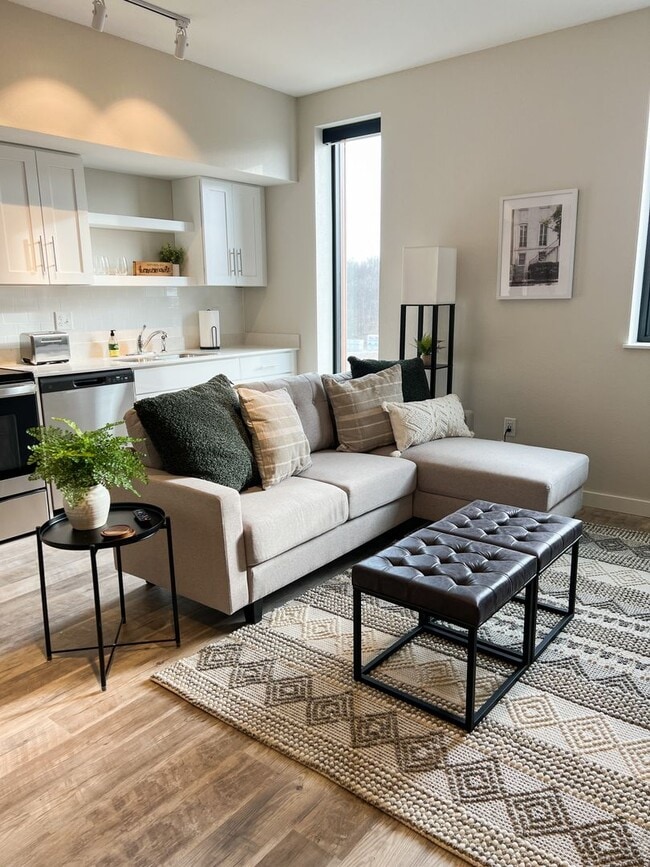 Photo - Briar Grove Apartments (Building D)