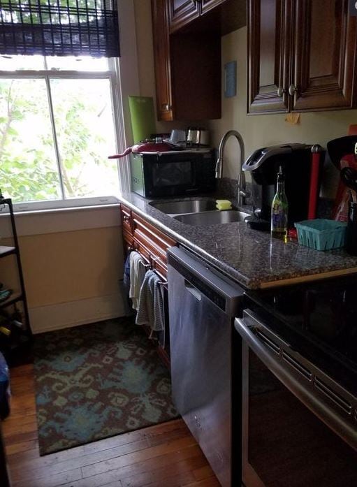 Ashley Ave Newly Renovated - Ashley Ave Newly Renovated