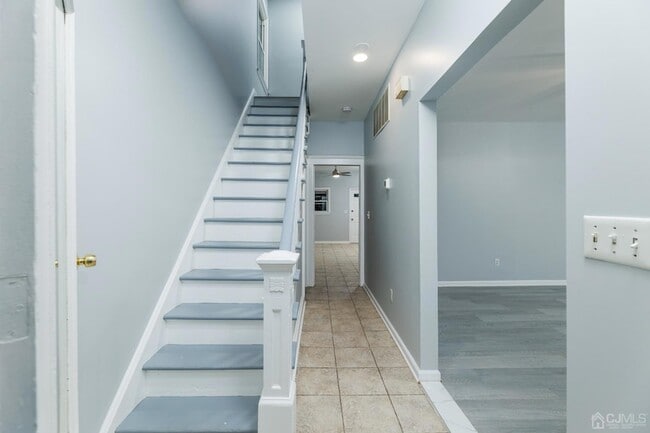 Photo - 80 Heald St