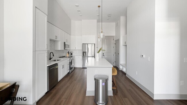 Photo - 1310 Hillside Ave Unit 103