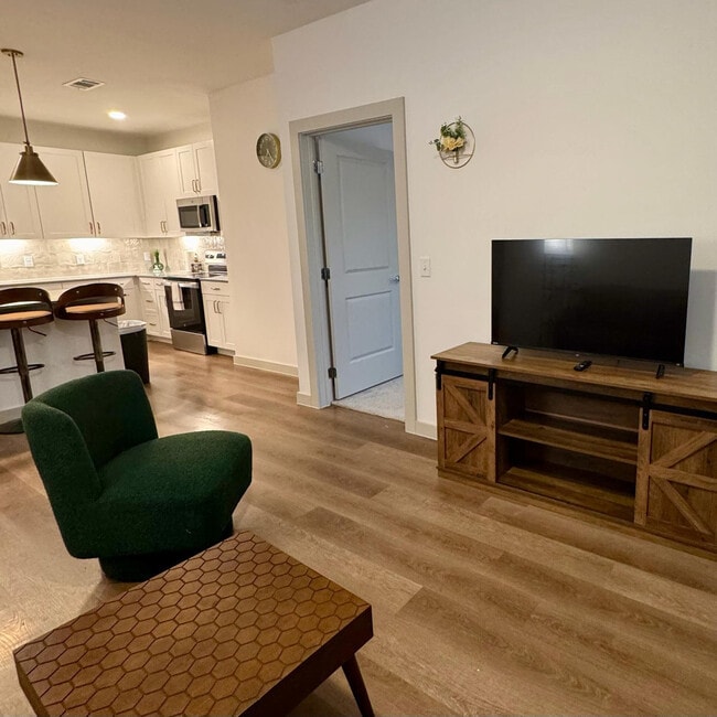 Photo - 1301 Leah Ave Unit FL1-ID1355780P