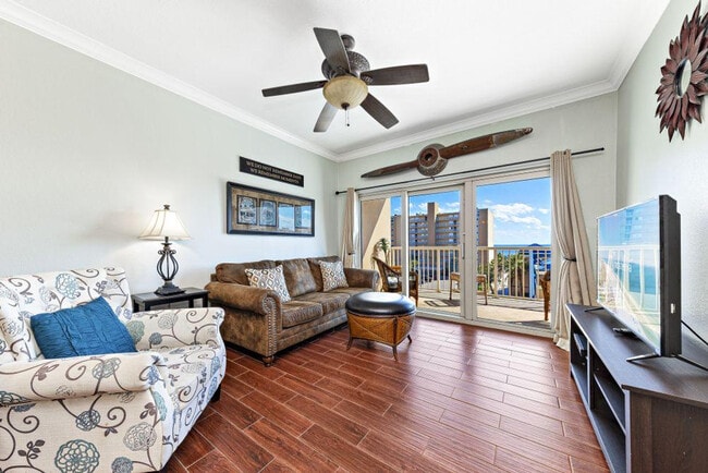 Building Photo - 1010 W Beach Blvd Unit ID1268881P