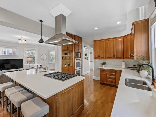 Photo - 258 Dorchester Ave Unit ID1056079P