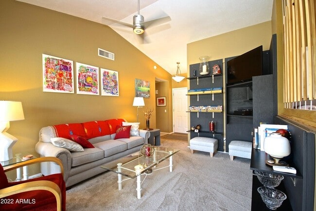 Photo - 1800 E Winged Foot Dr