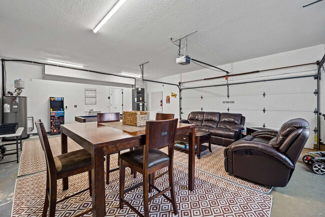 Building Photo - 129 Cimmaron Dr Unit ID1261597P