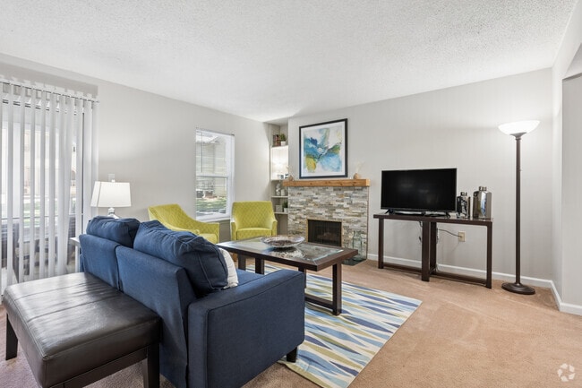 1BR, 1BA - 828SF - Living Room - Stadler Place