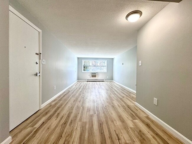 Photo - 1 Old Colony Ln Unit 2