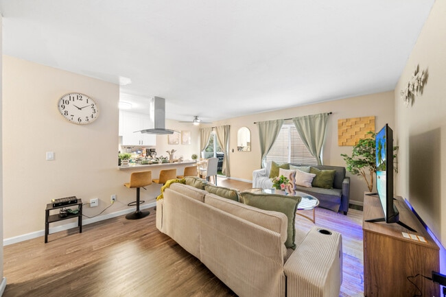 Photo - 9504 Carroll Canyon Rd Unit ID1283111P