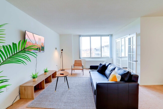 Building Photo - 1600 S Eads St Unit FL12-ID1022405P