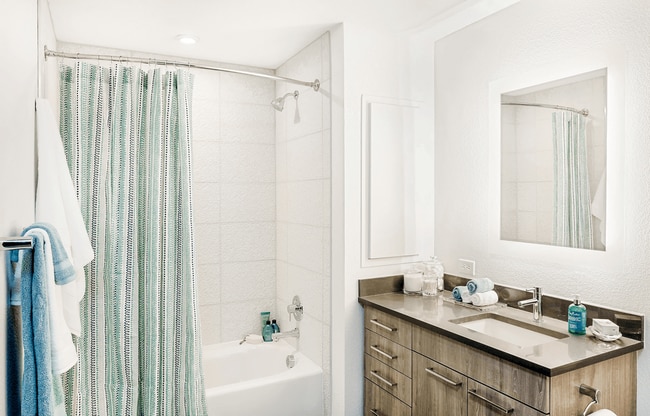 Photo - 7575 Town Center