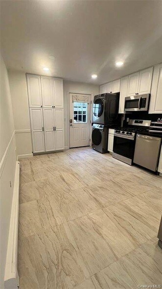 Photo - 34 Ashland St