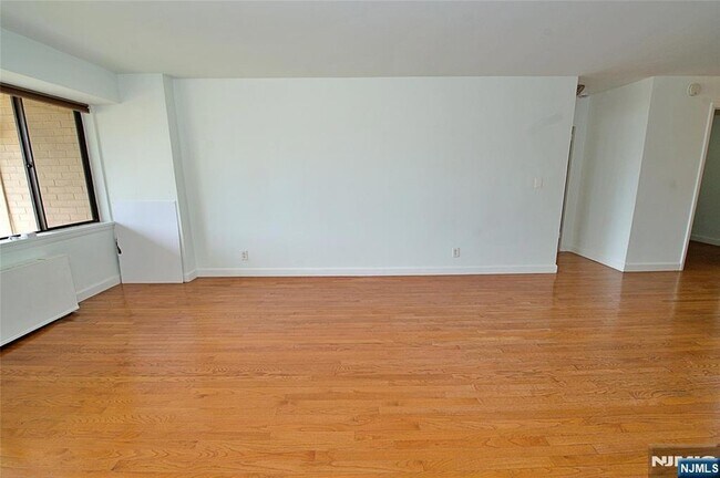 Photo - 1203 River Rd Unit 14C