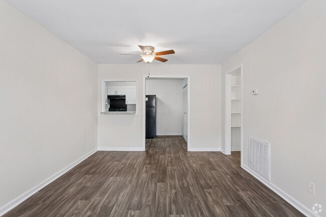 The Dogwood Plus 2BR, 1BA - 862SF - Living Room - Brookview