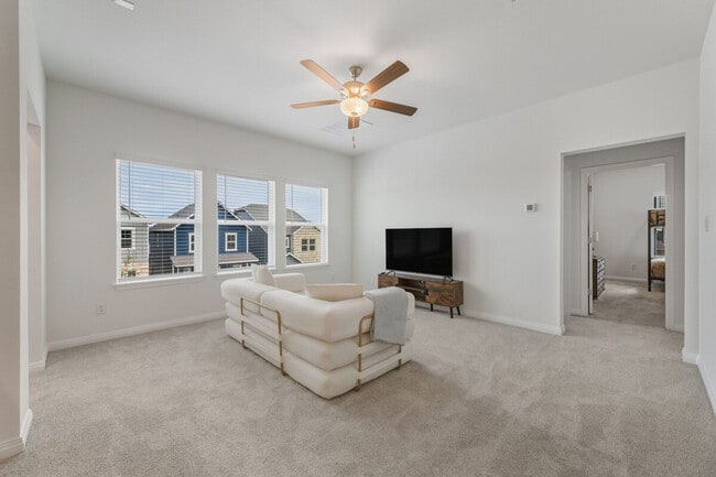 Photo - 2017 Ridge Runner Dr Unit SI ID1492674P