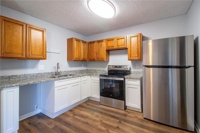 Photo - 24 Oxford Dr