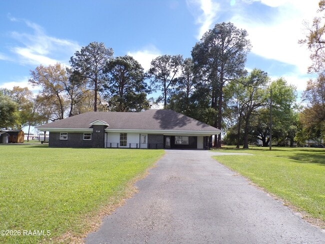 Photo - 208 Thoroughbred Dr