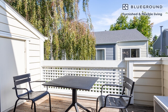 Photo - 900 Pepper Tree Ln Unit FL2-ID362