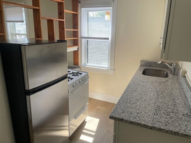 Photo - 145 Main St Unit 2