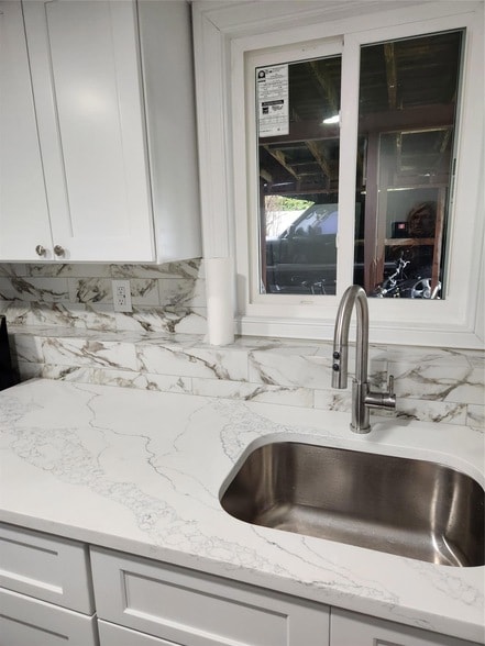 Photo - 27 Estates Ln