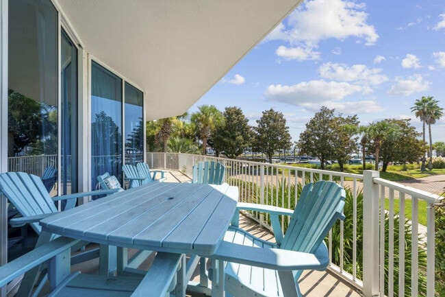 Building Photo - 27800 Canal Rd Unit ID1308691P