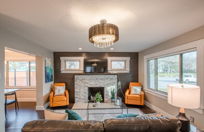 Photo - 1285 Parkway Ave Unit ID1249825P