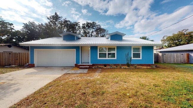Building Photo - 620 Segovia Rd