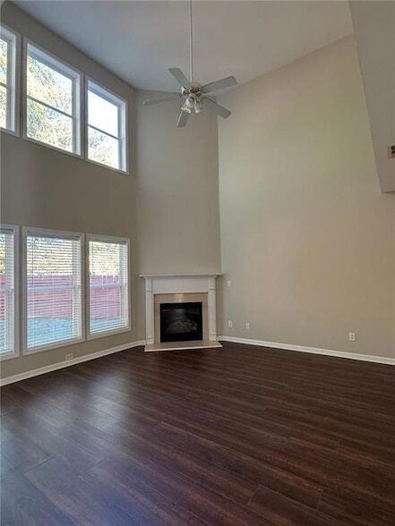 Photo - 1075 Harvest Brook Dr NE