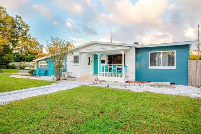 Photo - 1330 Catalpa Ln Unit ID1094221P