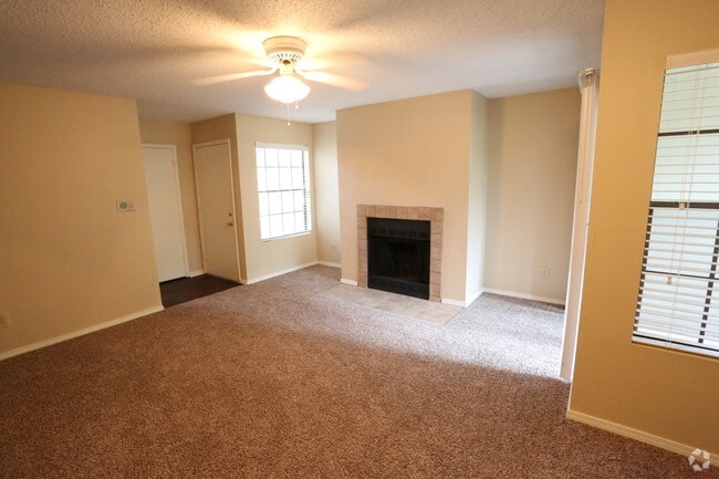 2BR,2BA - 920SF - Southwood Village