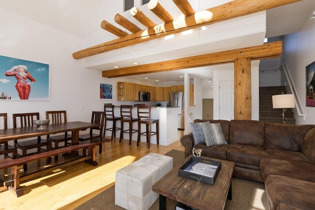 Photo - 7 Saddle Ridge Rd Unit ID1255647P