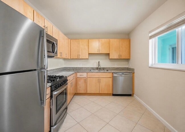 Photo - 421 S Lakeside Dr Unit 7