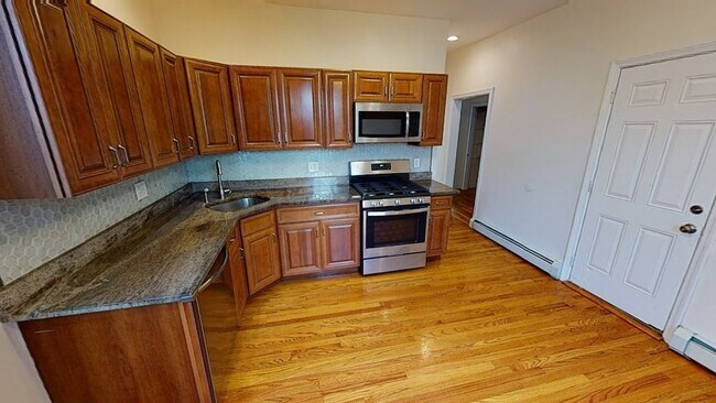 Photo - 55 Hazleton St Unit 2