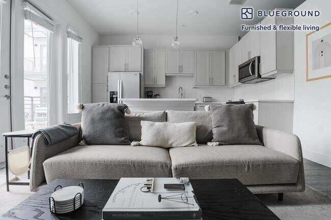 Photo - 212 W Highland Mall Blvd Unit FL2-ID273