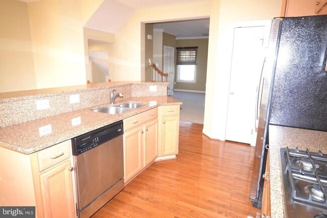 Photo - 8921 Amelung St