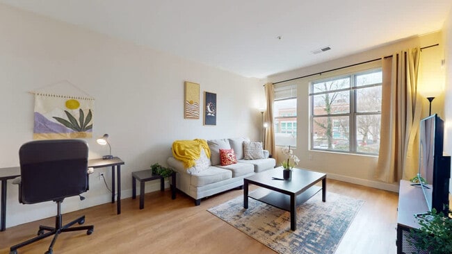 Photo - 545 Bedford St Unit SI ID1501460P