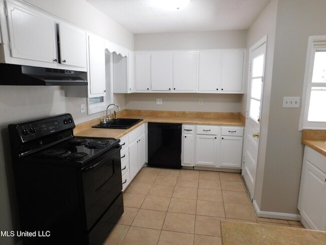 Photo - 1760 Northfield Dr