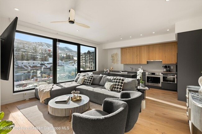 Photo - 119 Wood Rd Unit 305