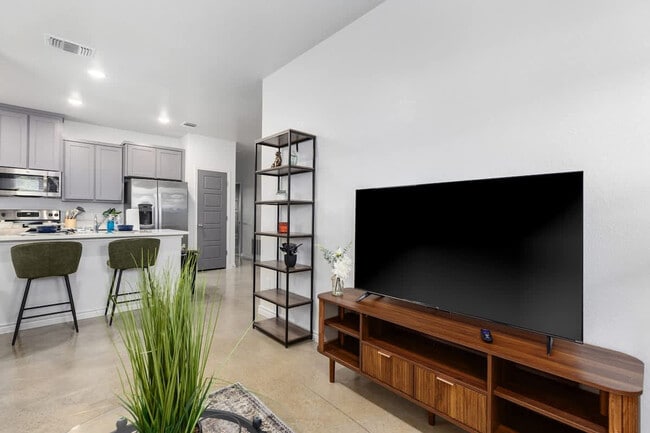 Building Photo - 101 S 50th St Unit ID1324867P