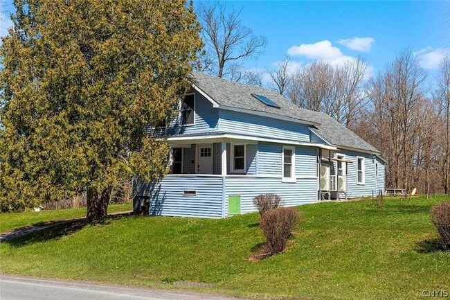 Building Photo - 7849 Kellogg St