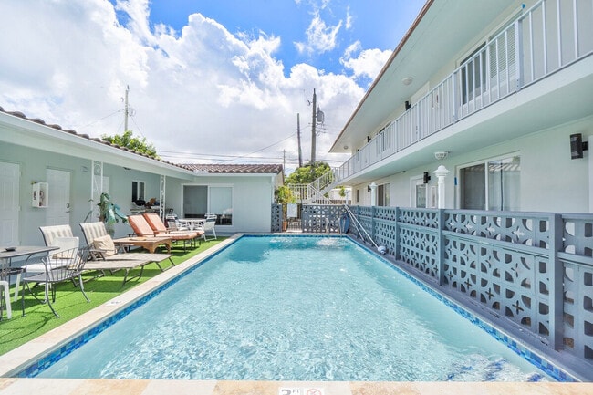 Photo - 2250-2270 Southeast 5th Street-SI ID1468042P Unit SI ID1468042P