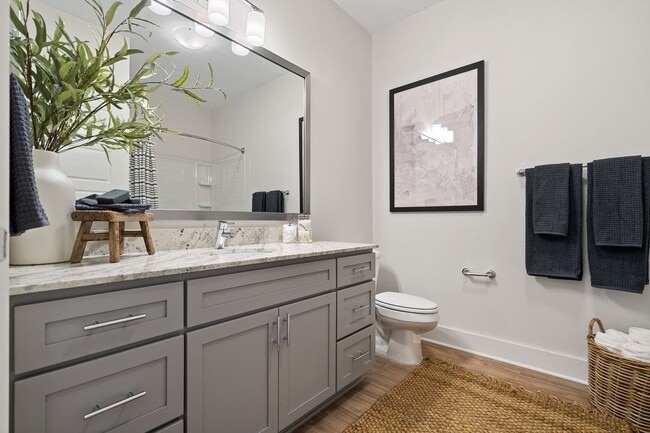 Photo - Eagle Landing