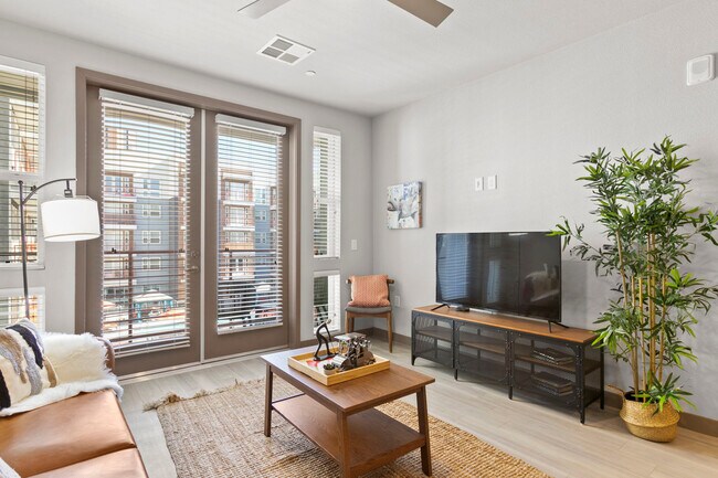 Photo - 400 N 2nd Ave Unit ID1014590P