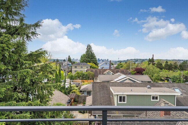 Photo - 4424 Burke Ave N Unit ID1035993P