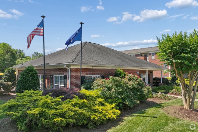 Leasing Office - Cushendall Commons