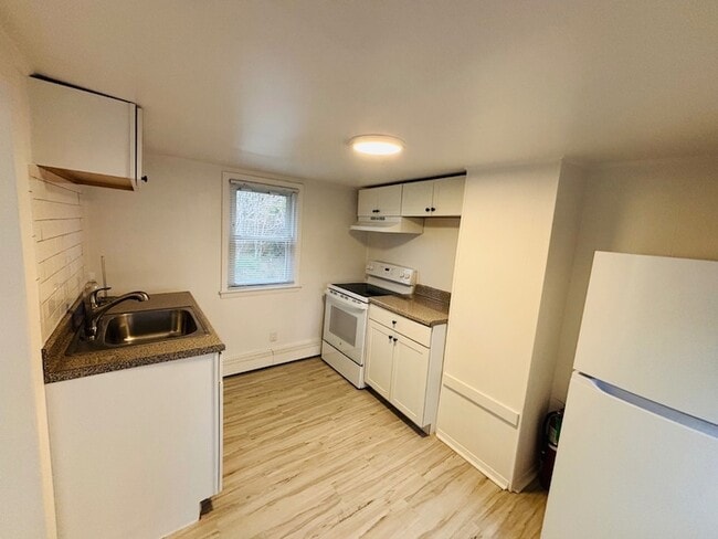 Photo - 4 Sea Cliff Ave