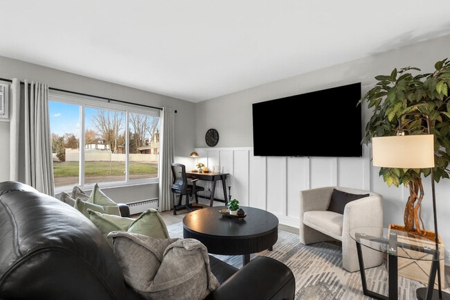 Building Photo - 55 Hollywood Ct Unit SI ID1032368P