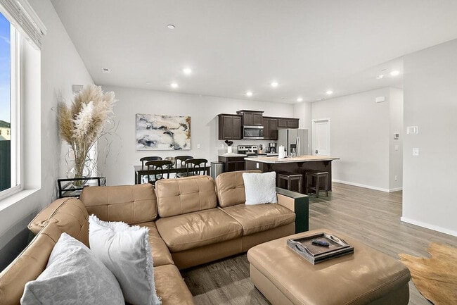 Photo - 10816 185th St E Unit ID1365866P