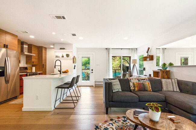 Photo - 2906 Westhill Dr Unit SI ID1054230P
