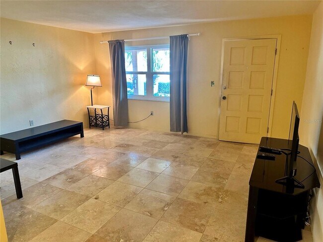 Photo - 535 68th Ave Unit 2